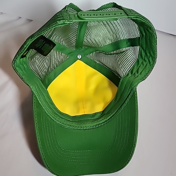 John Deere Embroidered Snapback Trucker Hat Cap Green White Mesh Back Adjustable - Picture 5 of 6